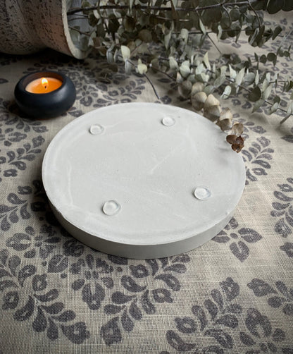 Round Concrete 6 Inch Tray