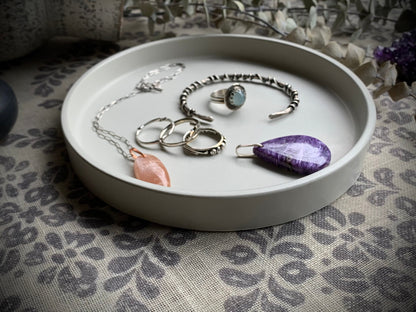 Round Concrete 6 Inch Tray