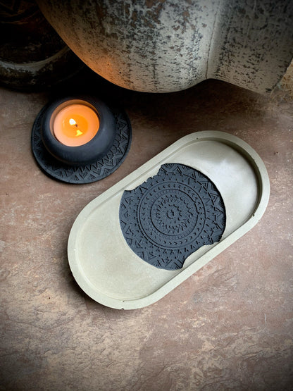 Textured Geometric Concrete Coaster in Concrete Oval Tray
