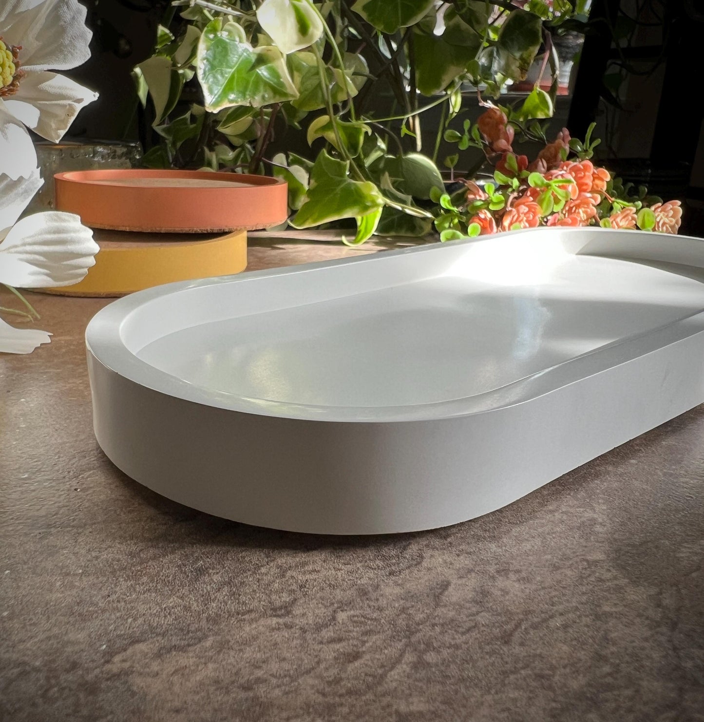 Concrete Oval 9 Inch Tray